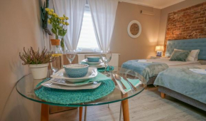 Отель Happy Day Apartments  Ополе